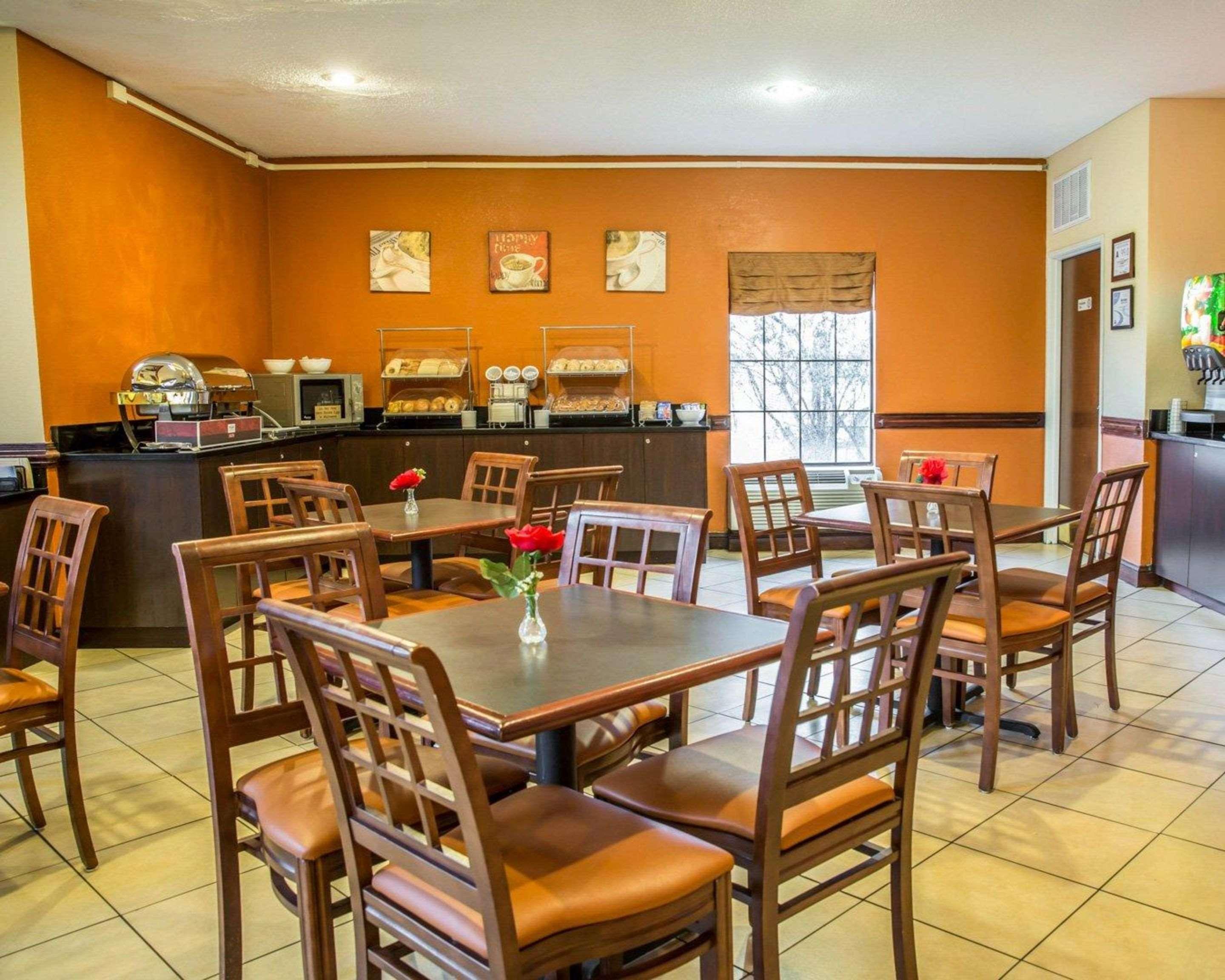 Comfort Suites Near Camp Lejeune Jacksonville Buitenkant foto