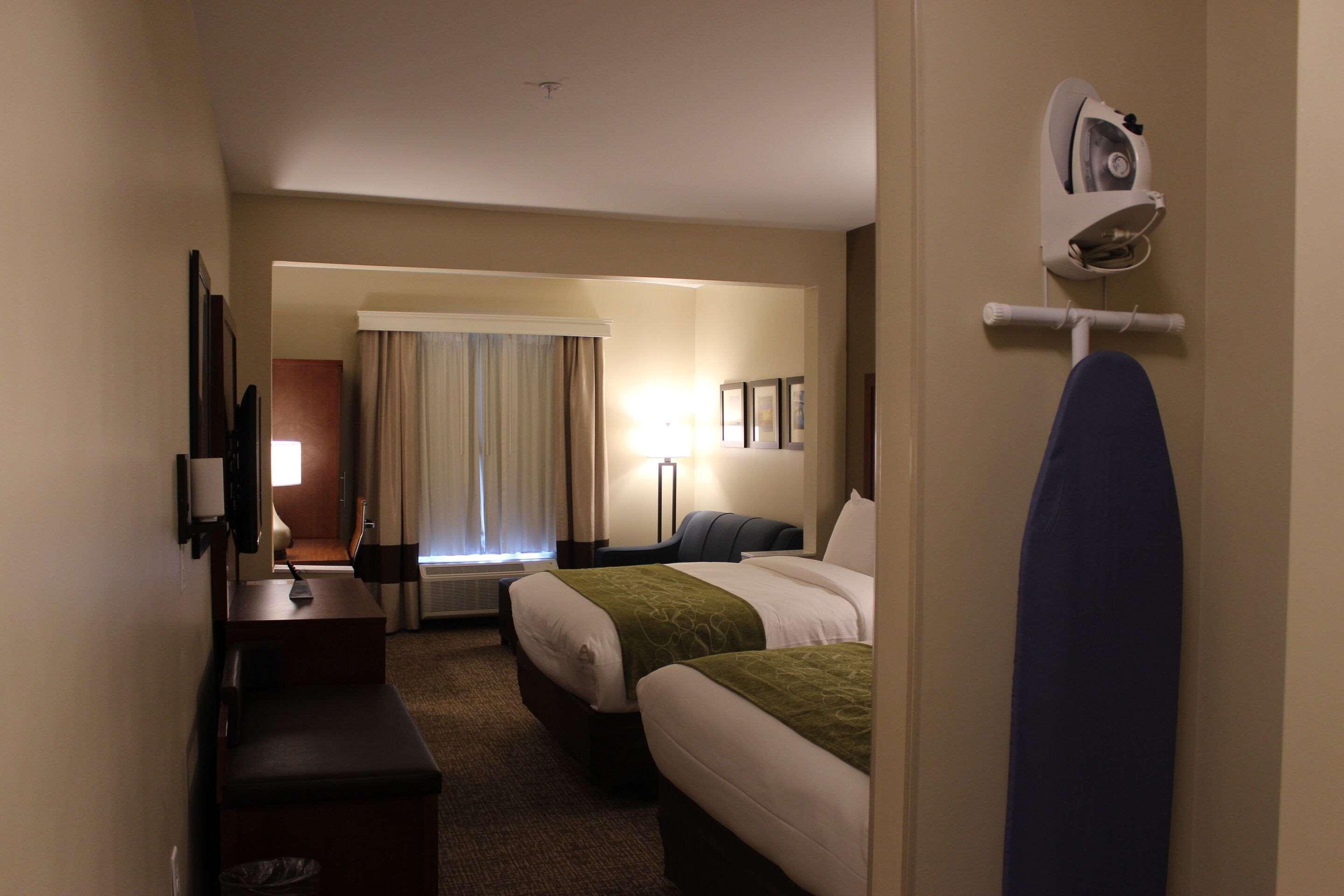 Comfort Suites Near Camp Lejeune Jacksonville Buitenkant foto