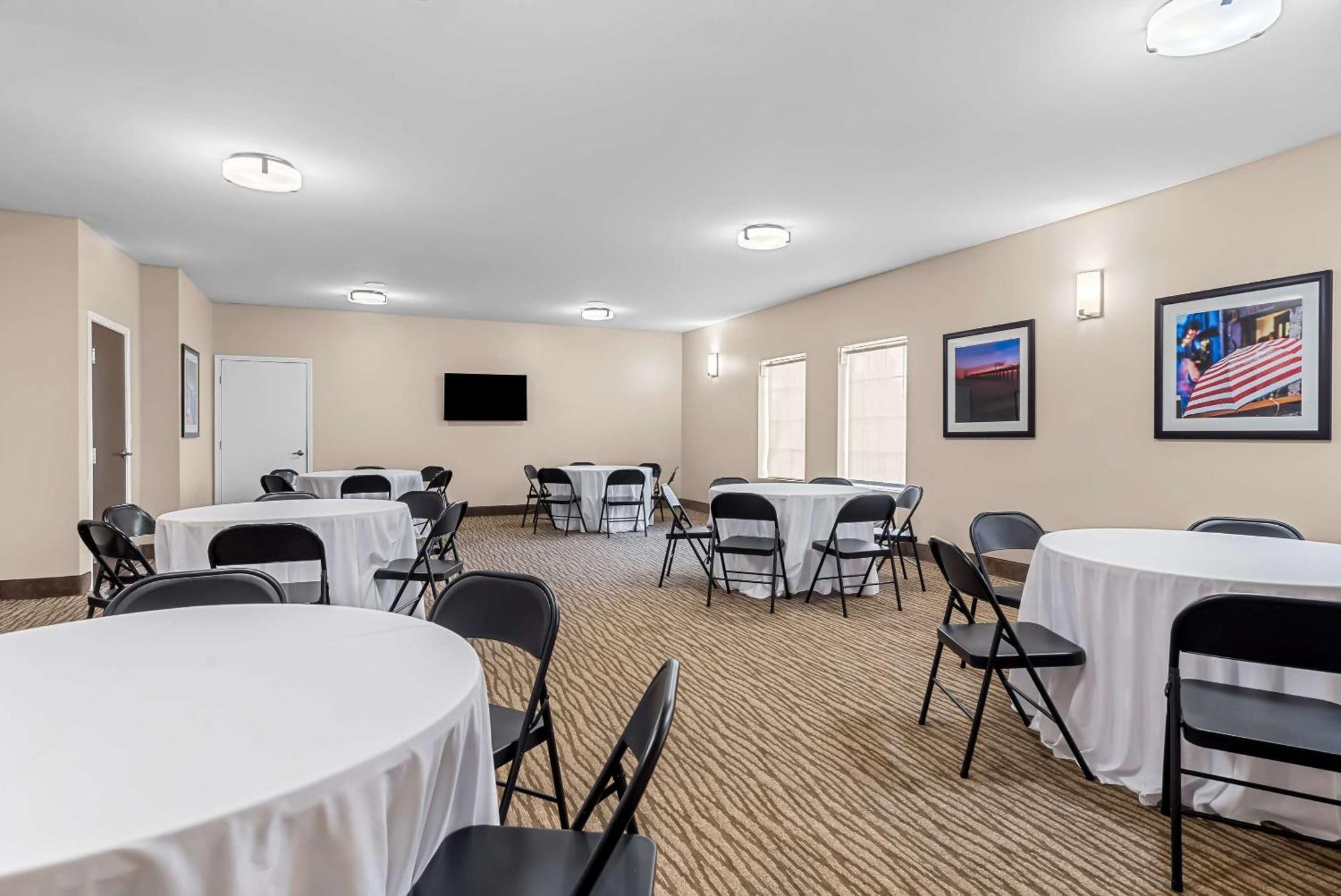 Comfort Suites Near Camp Lejeune Jacksonville Buitenkant foto