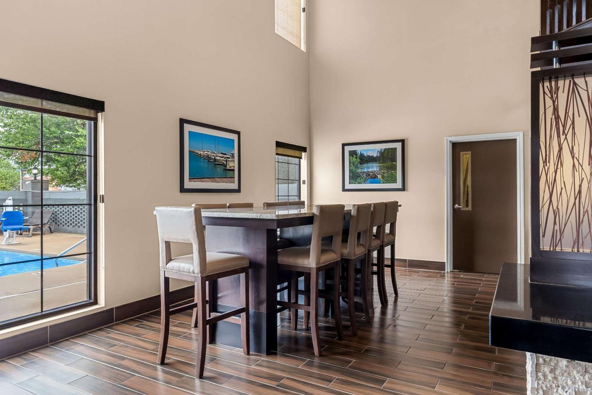 Comfort Suites Near Camp Lejeune Jacksonville Buitenkant foto