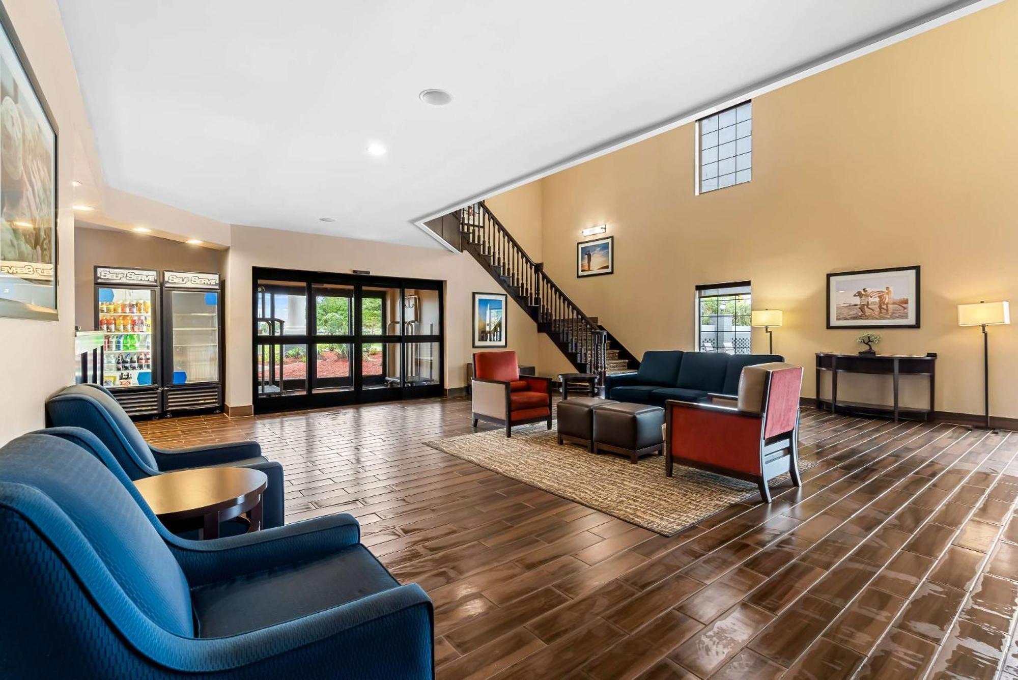 Comfort Suites Near Camp Lejeune Jacksonville Buitenkant foto